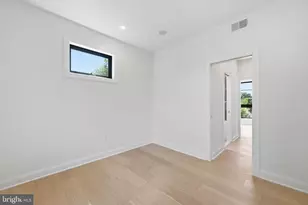 7049 Western Ave NW, Washington, DC 20015 - Photo 28