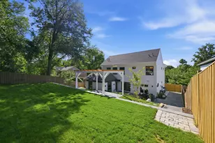 7049 Western Ave NW, Washington, DC 20015 - Photo 42
