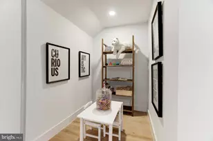 1309 E St SE, Washington, DC 20003 - Photo 28