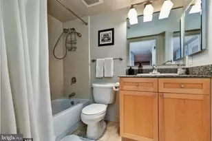 777 7th NW, Washington, DC 20001 - Photo 10