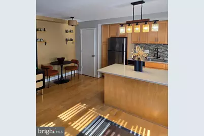 210 Oakwood Street SE #304, Washington, DC 20032 - Photo 2