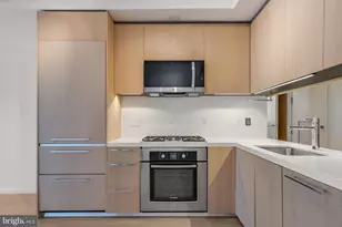 920 I St NW, Washington, DC 20001 - Photo 2