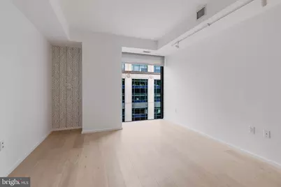 920 I Street NW #812, Washington, DC 20001 - Photo 8