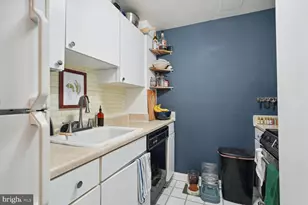 1736 18th St NW, Washington, DC 20009 - Photo 6
