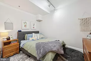1736 18th St NW, Washington, DC 20009 - Photo 10