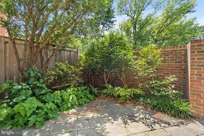 4375 Embassy Park Drive NW, Washington, DC 20016 - Photo 20
