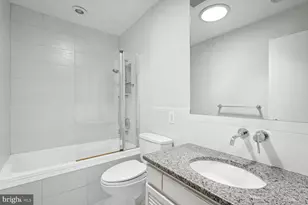4375 Embassy Park Dr NW, Washington, DC 20016 - Photo 14