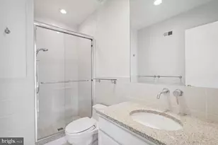 4375 Embassy Park Dr NW, Washington, DC 20016 - Photo 16