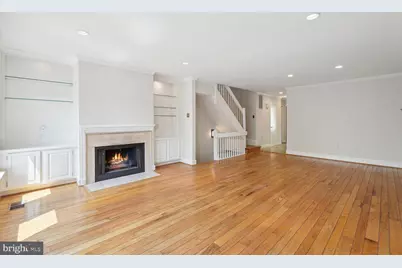 4375 Embassy Park Drive NW, Washington, DC 20016 - Photo 6