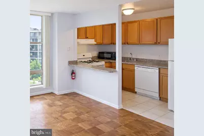 1260 21st Street NW #913, Washington, DC 20036 - Photo 6