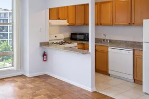 1260 21st St NW, Washington, DC 20036 - Photo 6
