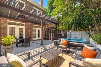 4561 Macarthur Boulevard NW, Washington, DC 20007 - Photo 34