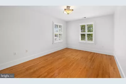 4561 Macarthur Boulevard NW, Washington, DC 20007 - Photo 22