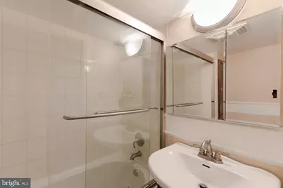 1245 13th Street NW #301, Washington, DC 20005 - Photo 10