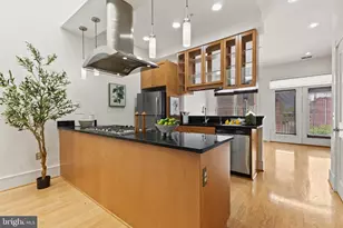 526 13th St SE, Washington, DC 20003 - Photo 10