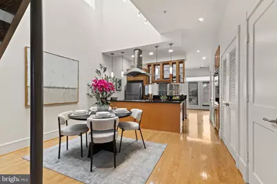 526 13th Street SE #B, Washington, DC 20003 - Photo 8