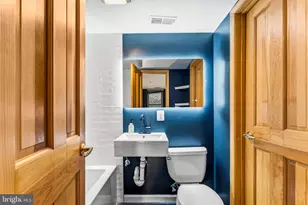 70 Rhode Island Ave NW, Washington, DC 20001 - Photo 26