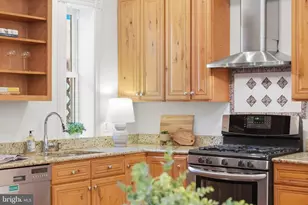 1813 Riggs Pl NW, Washington, DC 20009 - Photo 16