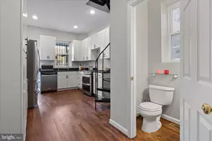 1327 Harvard St NW, Washington, DC 20009 - Photo 16