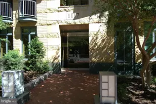 1117 10th St NW, Washington, DC 20001 - Photo 2