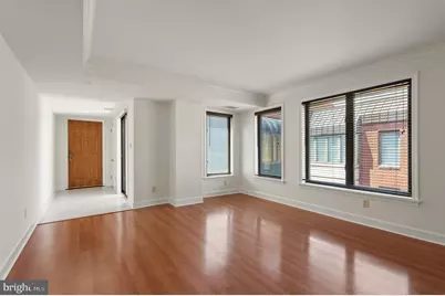 1080 Wisconsin Avenue NW #3019, Washington, DC 20007 - Photo 8