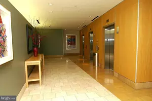 1117 10th St NW, Washington, DC 20001 - Photo 4