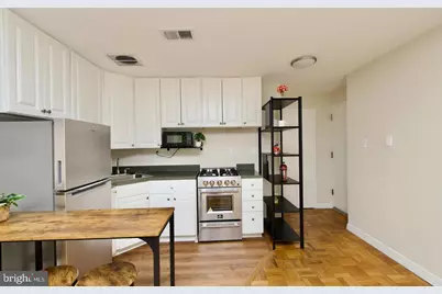 4840 Macarthur NW #504, Washington, DC 20007 - Photo 16