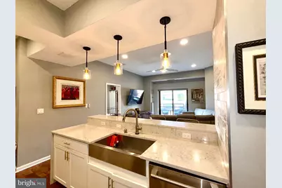 2111 Wisconsin Avenue NW #710, Washington, DC 20007 - Photo 10