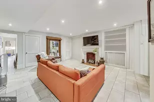 210 8th St SE, Washington, DC 20003 - Photo 36