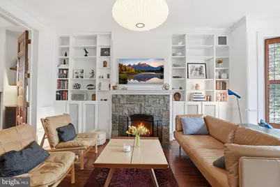 210 8th Street SE, Washington, DC 20003 - Photo 6