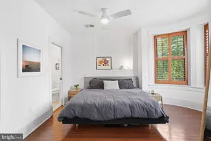 210 8th St SE, Washington, DC 20003 - Photo 24