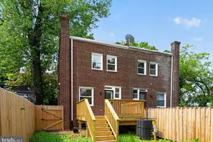 1712 U St SE, Washington, DC 20020 - Photo 2