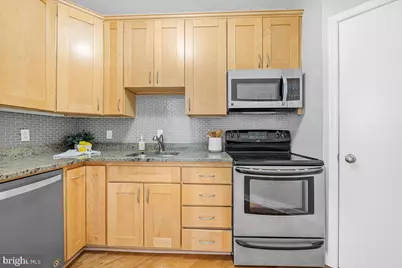 955 26th Street NW #409, Washington, DC 20037 - Photo 10