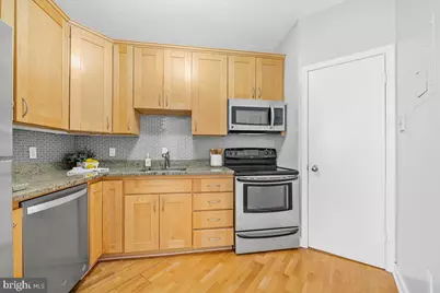 955 26th Street NW #409, Washington, DC 20037 - Photo 8