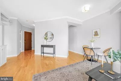 955 26th Street NW #409, Washington, DC 20037 - Photo 6
