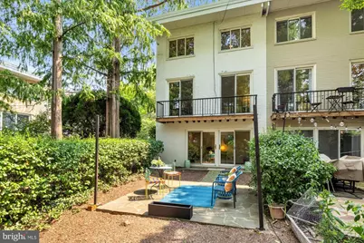 319 I Street SW #200, Washington, DC 20024 - Photo 40