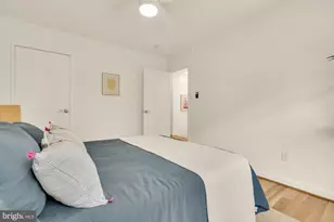 319 I St SW, Washington, DC 20024 - Photo 24