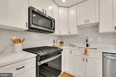 319 I Street SW #200, Washington, DC 20024 - Photo 10