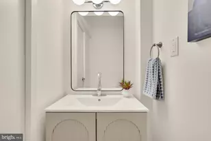 319 I St SW, Washington, DC 20024 - Photo 18