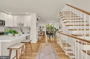 319 I St SW, Washington, DC 20024 - Photo 12