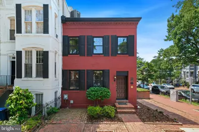 601 E Street SE, Washington, DC 20003 - Photo 2