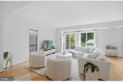 3251 Prospect Street NW #302, Washington, DC 20007 - Photo 2