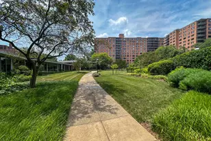 4201 Cathedral Ave NW, Washington, DC 20016 - Photo 22