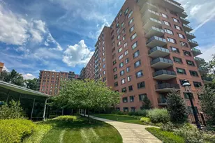 4201 Cathedral Ave NW, Washington, DC 20016 - Photo 24