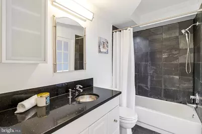 1325 18th Street NW #1007, Washington, DC 20036 - Photo 22