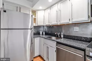 1325 18th St NW, Washington, DC 20036 - Photo 14
