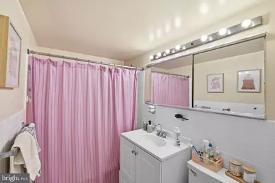 1545 18th Street NW #719, Washington, DC 20036 - Photo 14