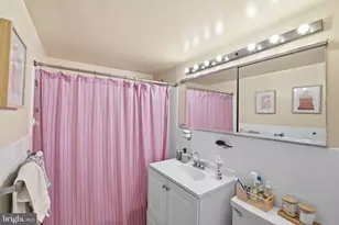 1545 18th St NW, Washington, DC 20036 - Photo 14