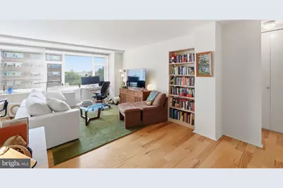 1545 18th Street NW #719, Washington, DC 20036 - Photo 2