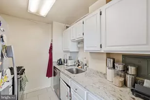 1545 18th St NW, Washington, DC 20036 - Photo 20